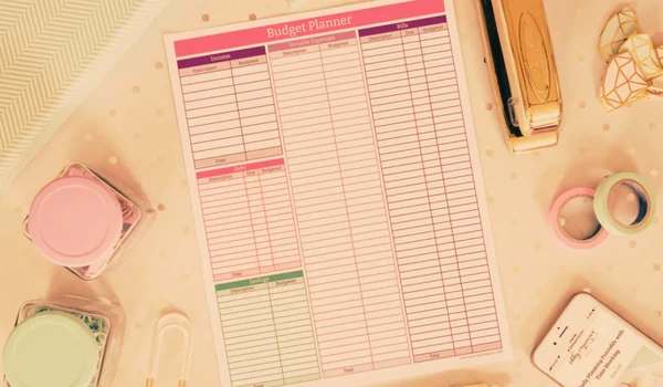 How to Create a Monthly Budget